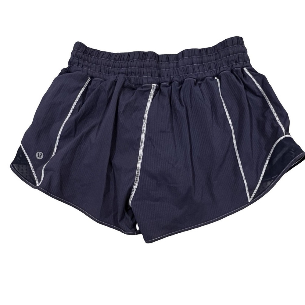 Lululemon Hotty-Hot Shorts Women's size 6